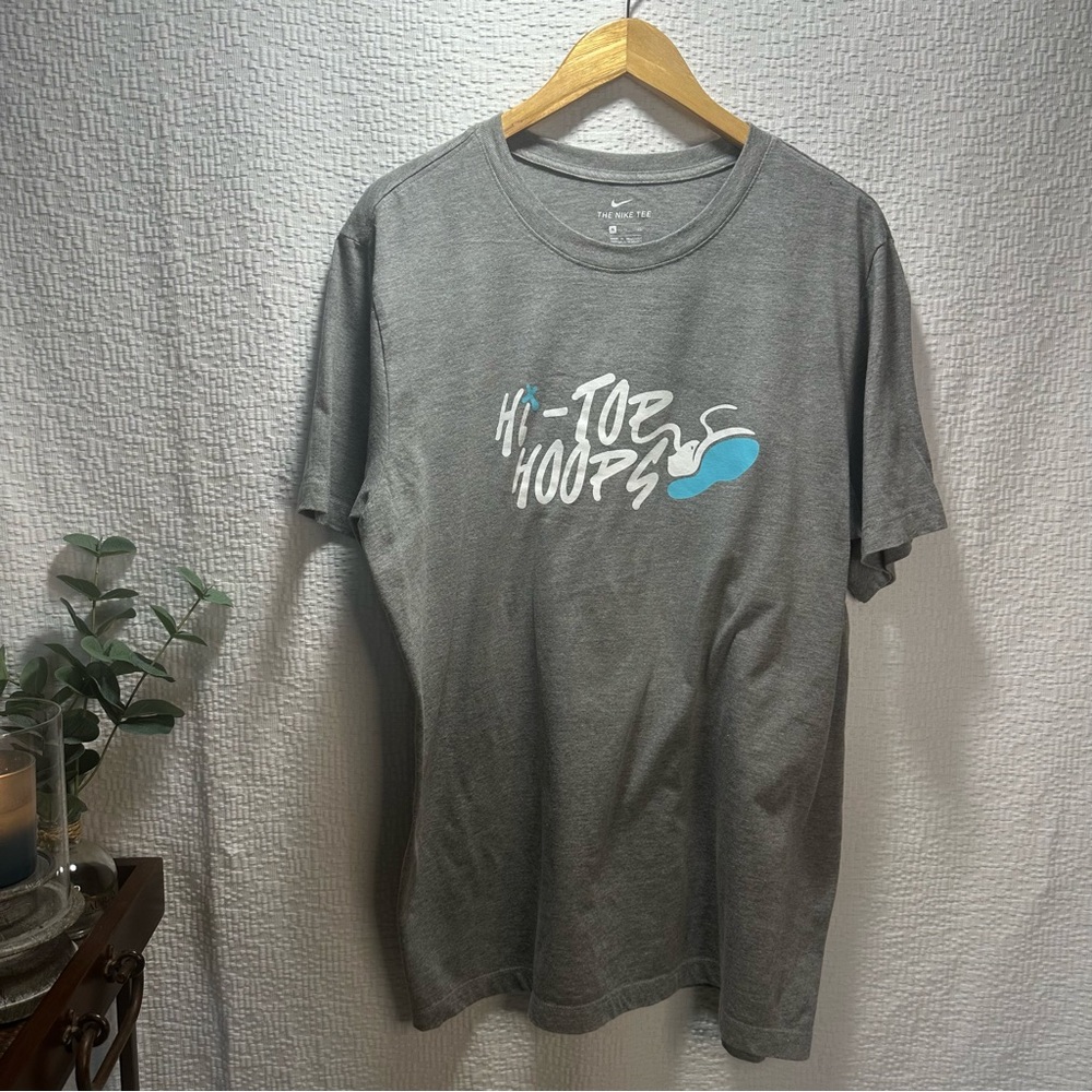 Nike HTH-Hi Top Hoops Gray Tee XL